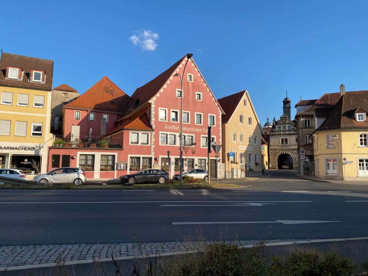 Gasthof Zum Goldenen Schiff - Lehm, Stil & Altstadtflair Marktbreit Exteriör bild
